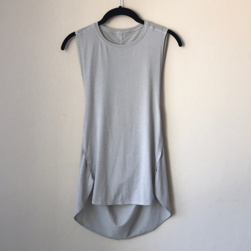 Lululemon Yogi Muscle Tee